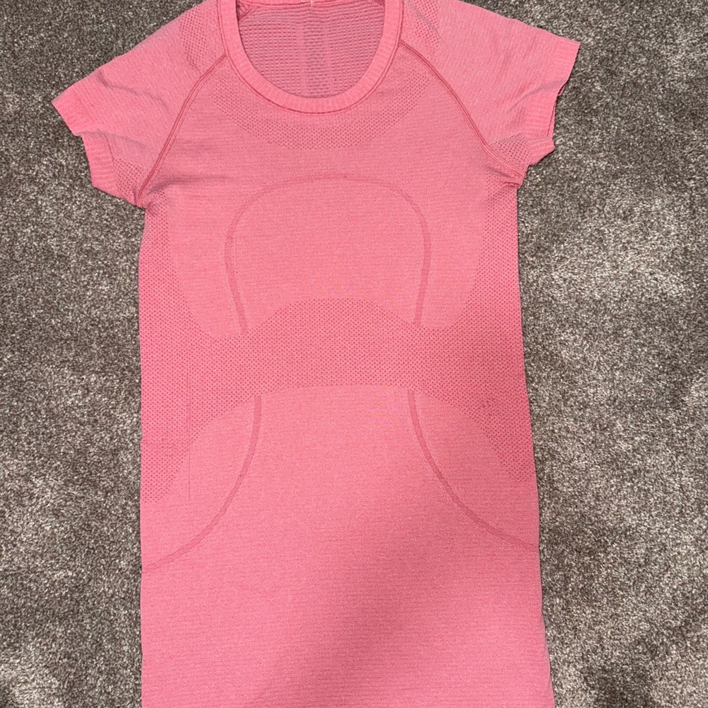 LULULEMON SWIFTLY TECH SHORT SLEEVE SHIRT